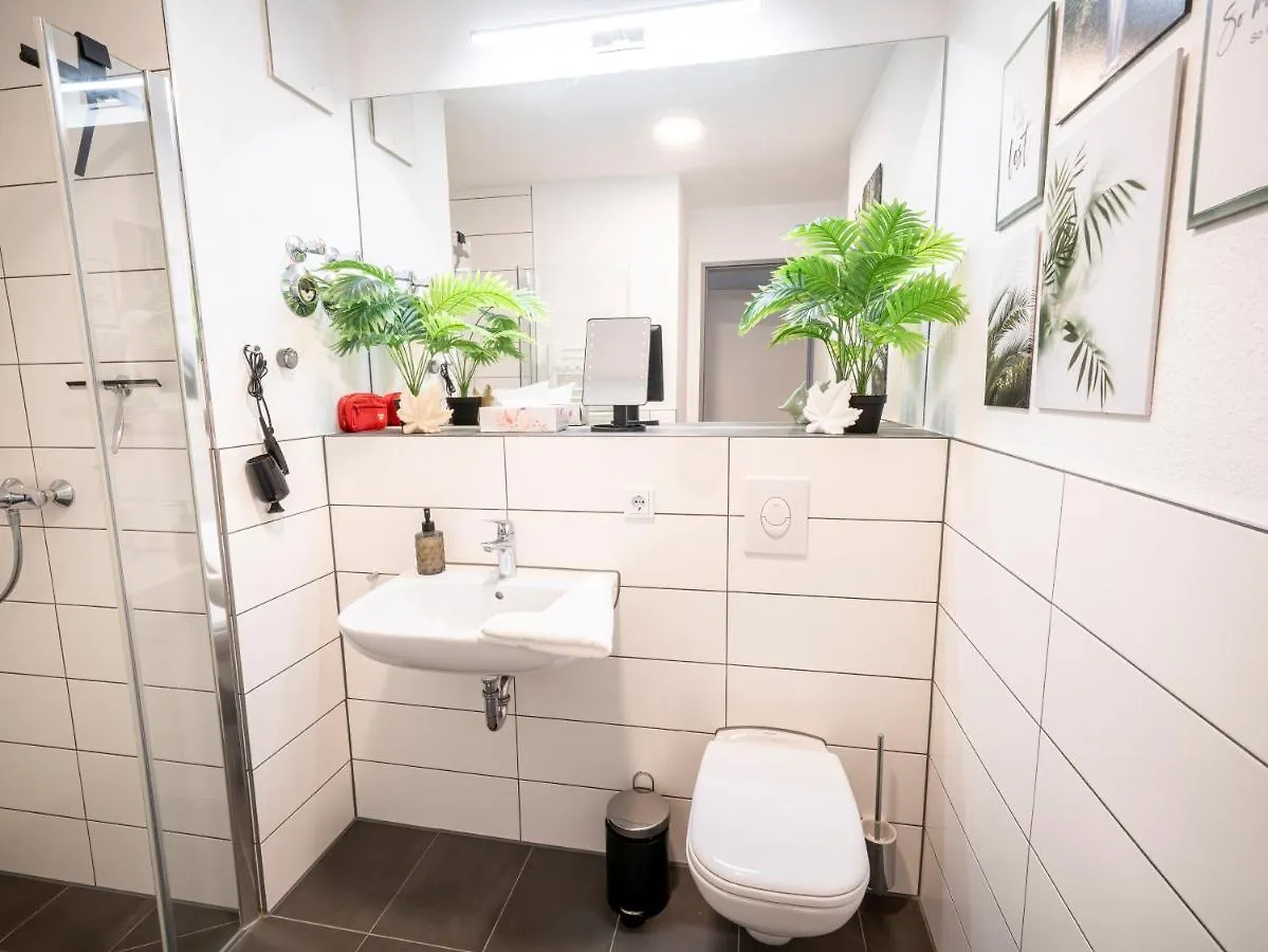 Apartment Premium Studio - 1 Min To Hbf Mannheim Germany